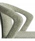 Silla tapizada en chenilla verde claro con diseño curvo y cómodo.5