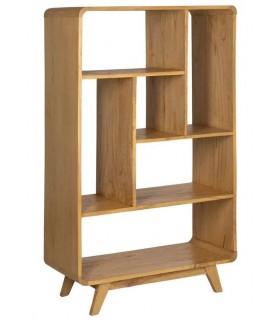 Estantería baja de madera natural con diseño nórdico ligero