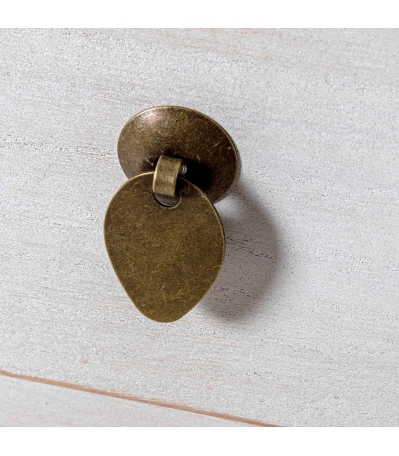 Mueble TV oriental con puertas y cajones en madera blanqueada. 6