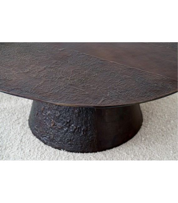 Mesa de centro contemporánea metal acabado óxido tapa irregular. 2