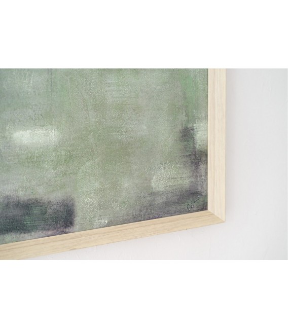 Cuadro abstracto vertical grande en lienzo verde con marco natural. 2
