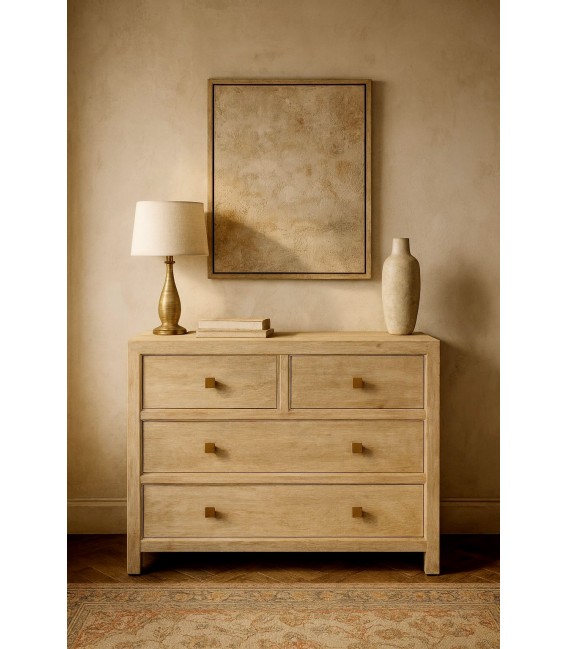 Cómoda de mango patinado crema con 4 cajones y tiradores dorados. Mdmhogar