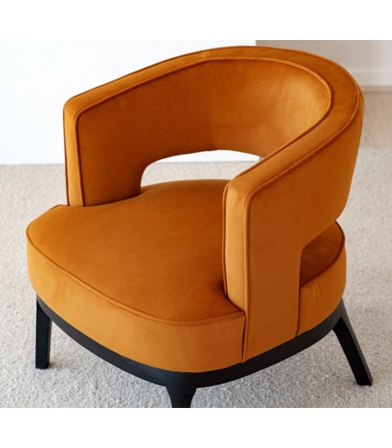 Butaca art decó en terciopelo mostaza con patas negras de fresno. 4