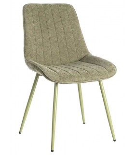 Silla tapizada verde contemporánea con patas metálicas ligeras.