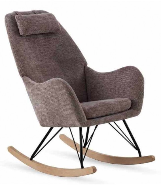 Sillón mecedora nórdico marrón en madera y metal elegante y cómodo.