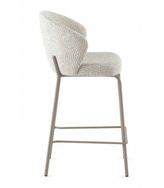 Set 2 taburetes contemporáneos tapizados en tela blanca y metal. 3