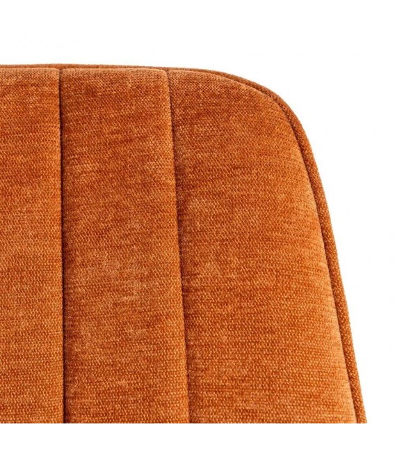 Silla tapizada verde contemporánea con patas metálicas finas. 4