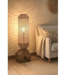 Lámpara de pie boho en madera de teca y fibras naturales trenzadas. Mdmhogar