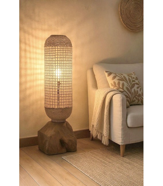 Lámpara de pie boho en madera de teca y fibras naturales trenzadas. Mdmhogar
