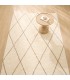 Alfombra de algodón blanca con rombos marrones estilo boho. Mdmhogar