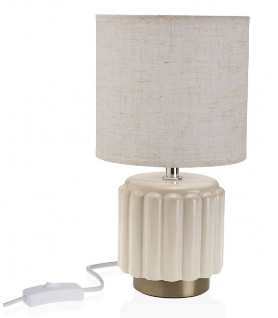 Lámpara de sobremesa cerámica blanca y metal dorado satinado.