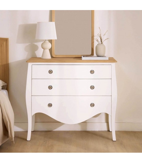 Cómoda boho romántica en madera natural y blanco rozado suave. 1