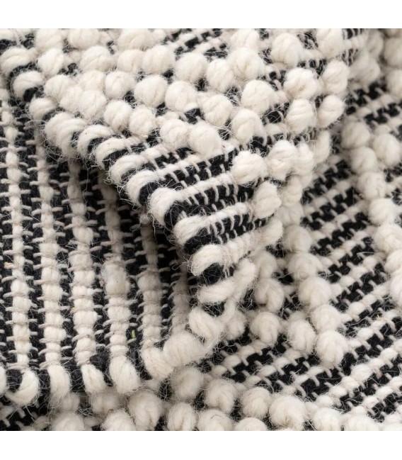 ALFOMBRA XL 200 X 300 ROMBLU LANA Y ALGODON NEGRA Y BLANCA