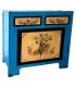 Taquillón oriental azul pintado a mano con motivos florales únicos.