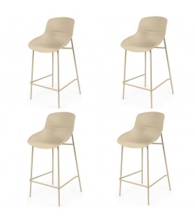 Set 4 taburetes beige nórdicos con base metálica resistente.