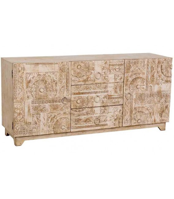 Aparador étnico crema tallado con puertas y cajones artesanales