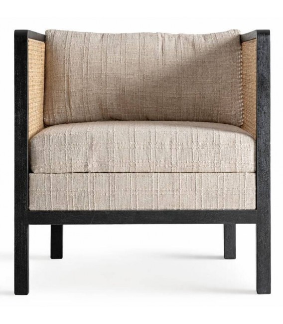 Butaca de madera de mango con ratán y cojín beige desenfundable 1