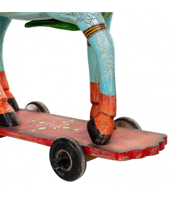 Figura decorativa colonial de caballo tallado pintado a mano ruedas.7