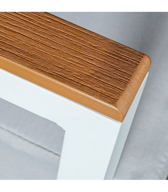 Set de exterior en aluminio color blanco con sofá y sillones 7