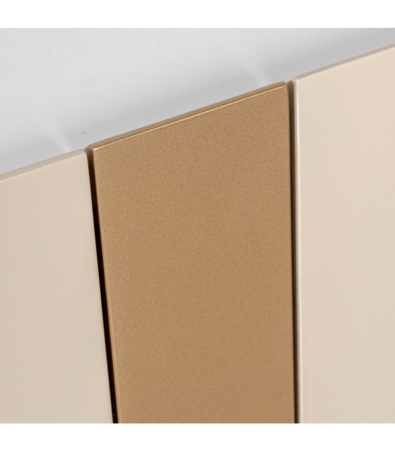 Aparador de madera beige mármol blanco detalle dorado moderno 3