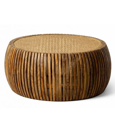 Mesa de centro redonda de madera natural y ratán estilo boho