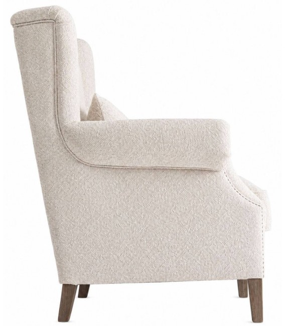 Sillón orejero grande tapizado en chenilla blanco roto clásico 2