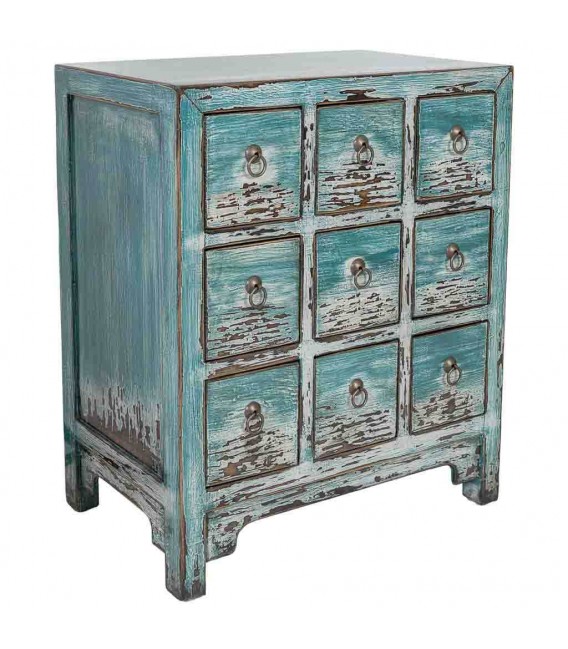Cómoda pequeña de olmo decapado azul nueve cajones y estilo oriental.