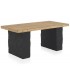 Mesa rectangular con tapa natural y patas efecto roca negra.
