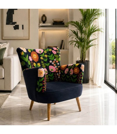 Butaca de algodón azul marino con flores bordadas de estilo chic. Mdmhogar