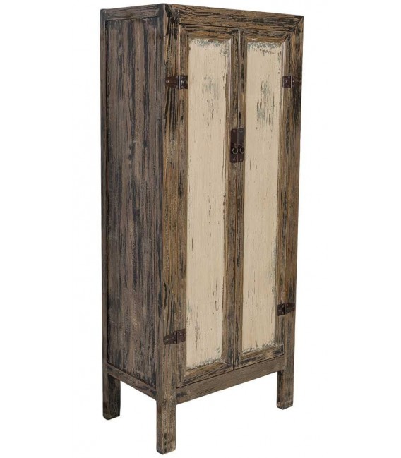 Armario de abeto decapado en marrón y beige de estilo oriental.