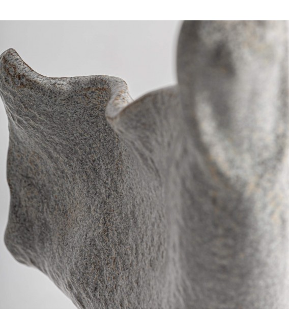 Figura decorativa alta cerámica gris jaspeada estilo art decó 2
