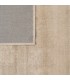 Alfombra grande de viscosa beige y topo con elegante diseño geométrico3