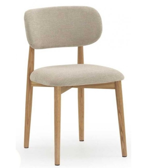 Silla de comedor de roble natural y chenilla beige estilo nórdico