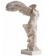 Figura decorativa grande Victoria Alada de Samotracia en resina marfil