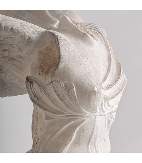 Figura decorativa grande Victoria Alada de Samotracia en resina marfil 1