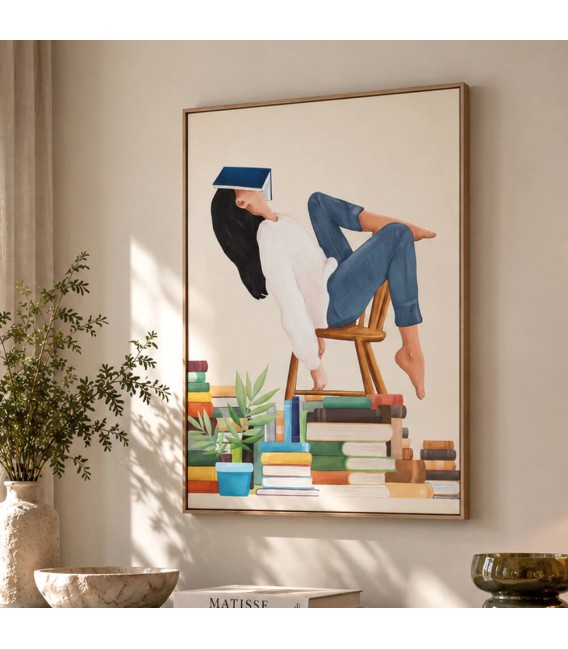Cuadro vertical de mujer leyendo con libros y marco efecto madera Mdmhogar