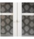 Aparador clásico blanco envejecido con puertas de cristal decoradas 4