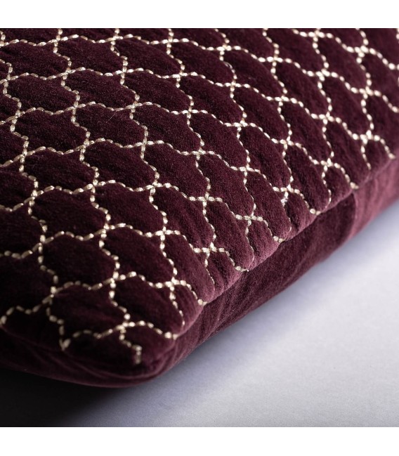 COJÍN LABELO BORDADO 51 X 51 TERCOPELO MDMHOGAR