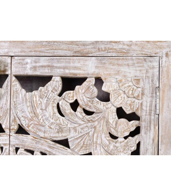 Alacena étnica de madera tallada blanqueada con base metálica gris. 2