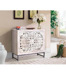 Taquillón étnico de madera blanqueada tallada con base gris de metal. Mdmhogar