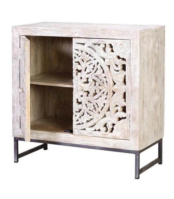 Taquillón étnico de madera blanqueada tallada con base gris de metal. 2