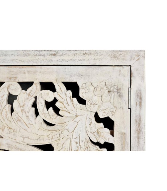 Armario alto de madera tallada blanqueada con base metálica gris. 4