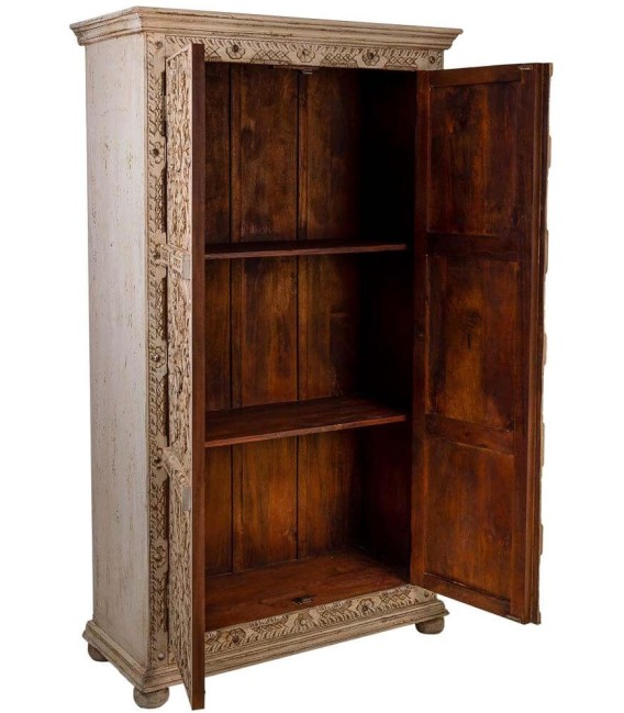 Armario alacena étnico blanco tallado en madera con herrajes metal 2