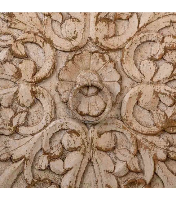 Armario alacena étnico blanco tallado en madera con herrajes metal 4