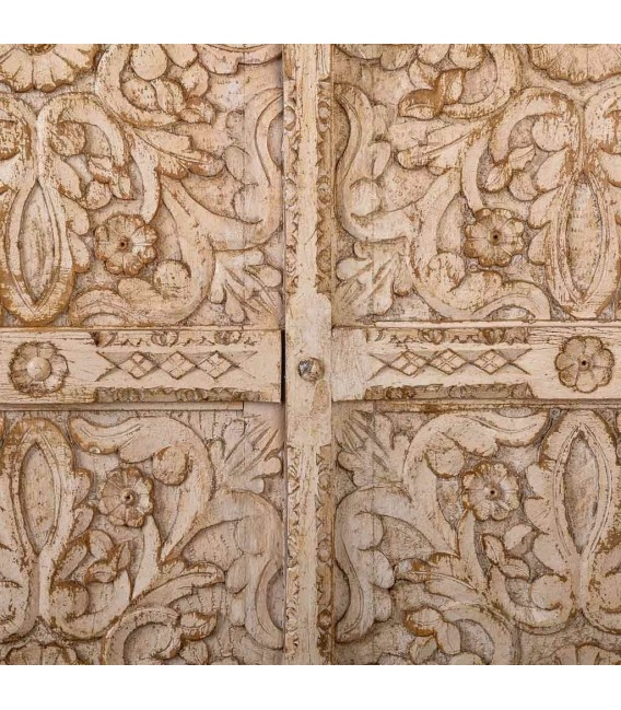 Armario alacena étnico blanco tallado en madera con herrajes metal 5