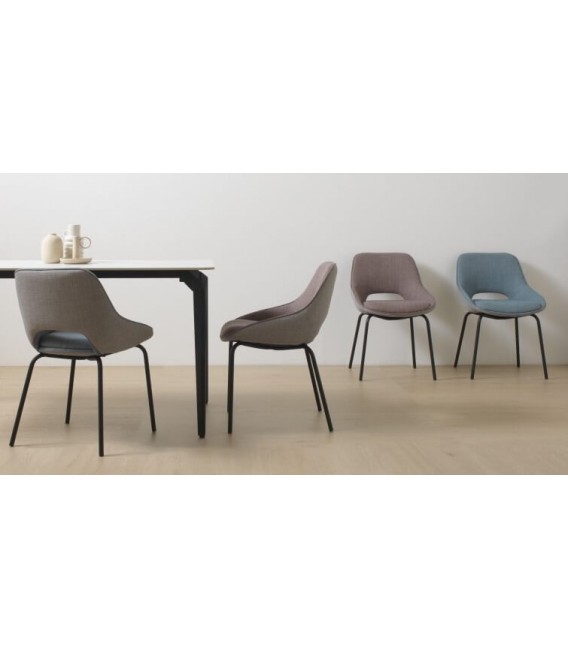 SILLA 54 X 50 X 75 PLUMA TAPIZADA GRIS Y AZUL METAL NEGRO