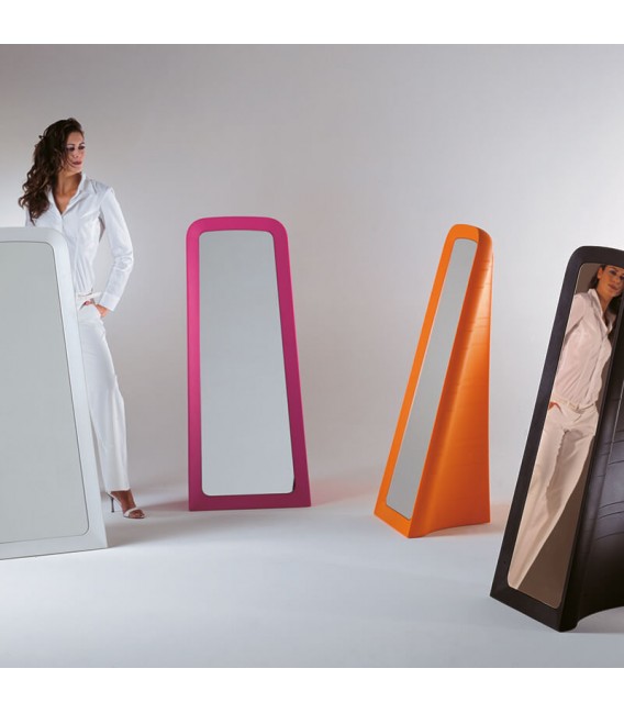 ESPEJO DE PIE 59 X 48 X 136 KARMA POLIETILENO MARRON