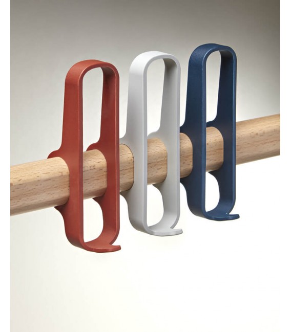 PERCHERO TIPO BURRO 135 X 41 X 145 LARDI NOGAL Y ROJO