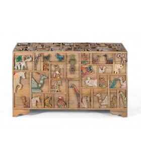 BAUL ORIGINAL MADERA NATURAL TALLADA ARTESANALMENTE PINTADA A MANO