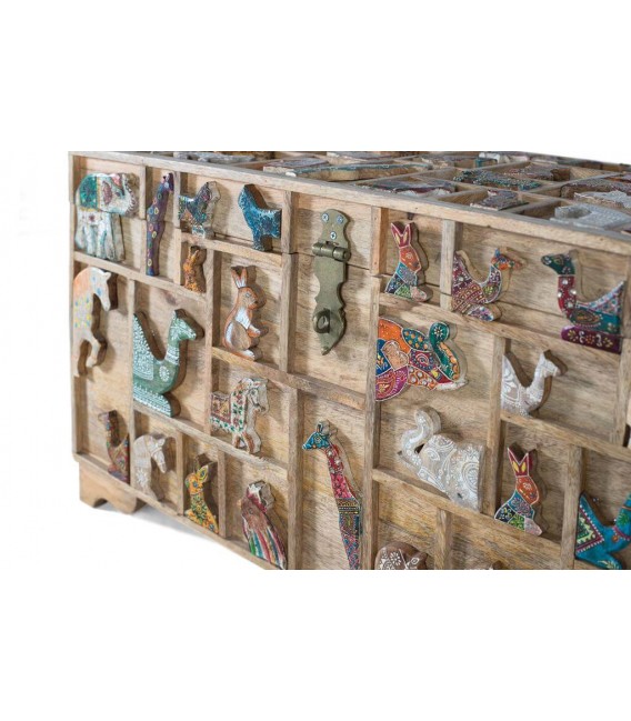BAUL ORIGINAL MADERA NATURAL TALLADA ARTESANALMENTE PINTADA A MANO